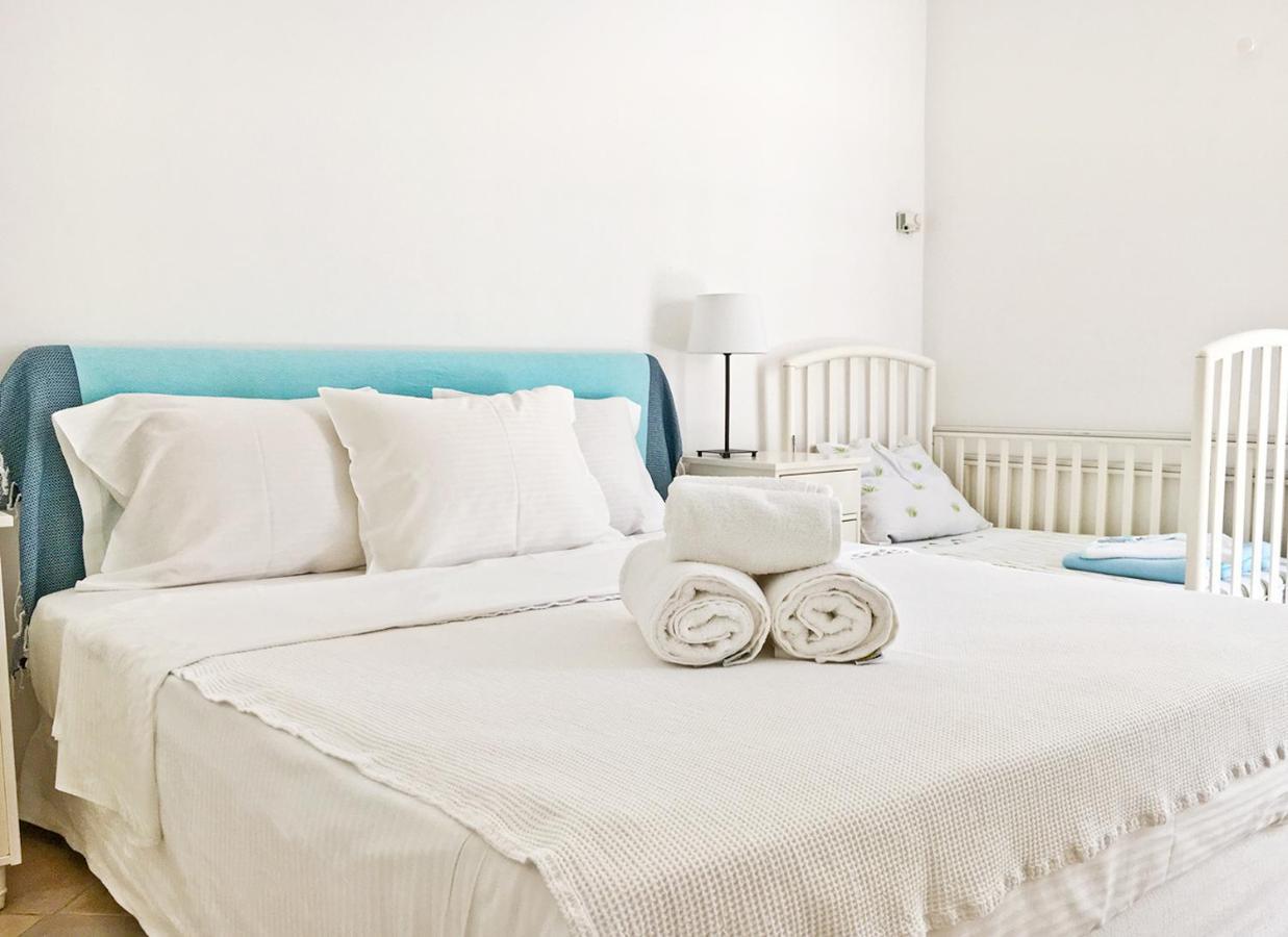 Olive Bay Beach House Амоляни Екстериор снимка