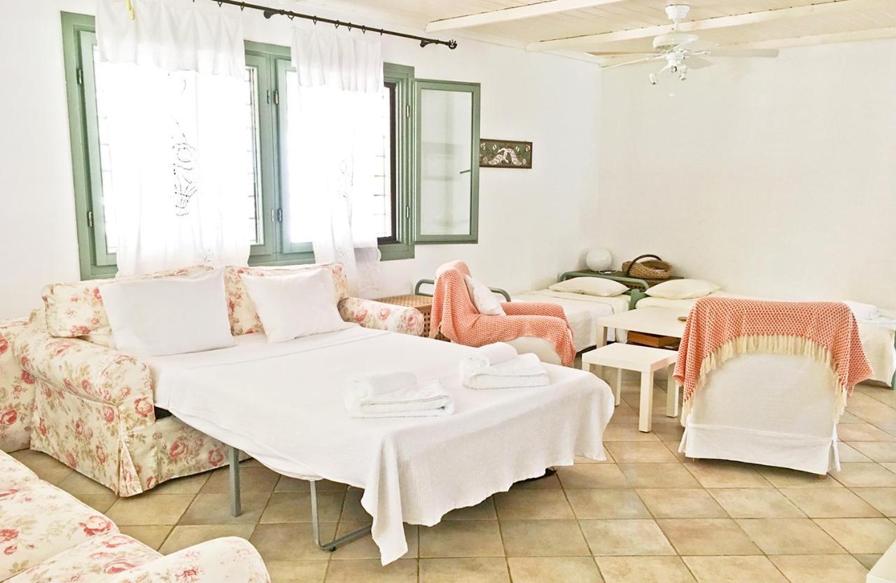 Olive Bay Beach House Амоляни Екстериор снимка