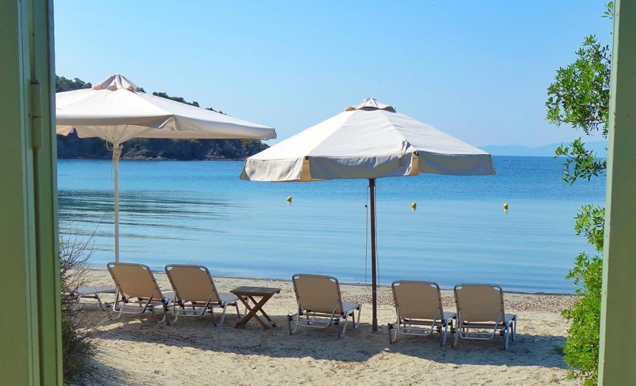 Olive Bay Beach House Амоляни Екстериор снимка